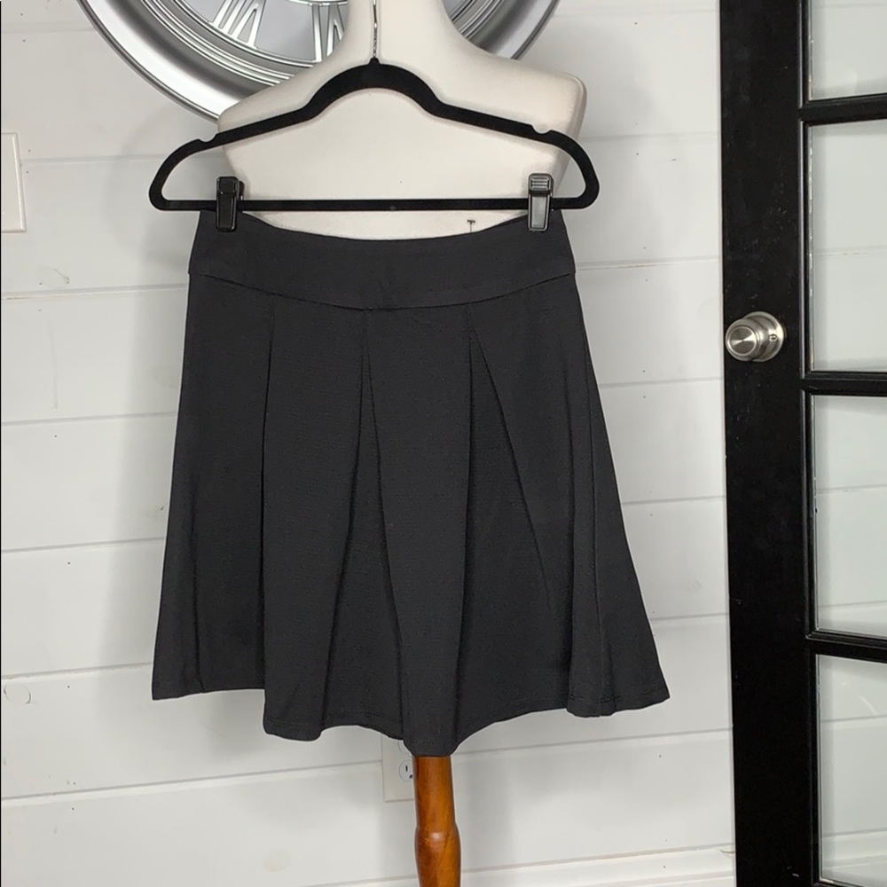 The limited black skater skirt